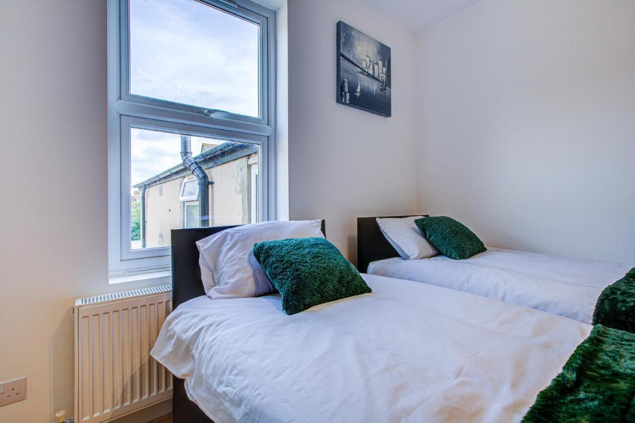 Peckham Plaza Apartment Лондон Екстериор снимка