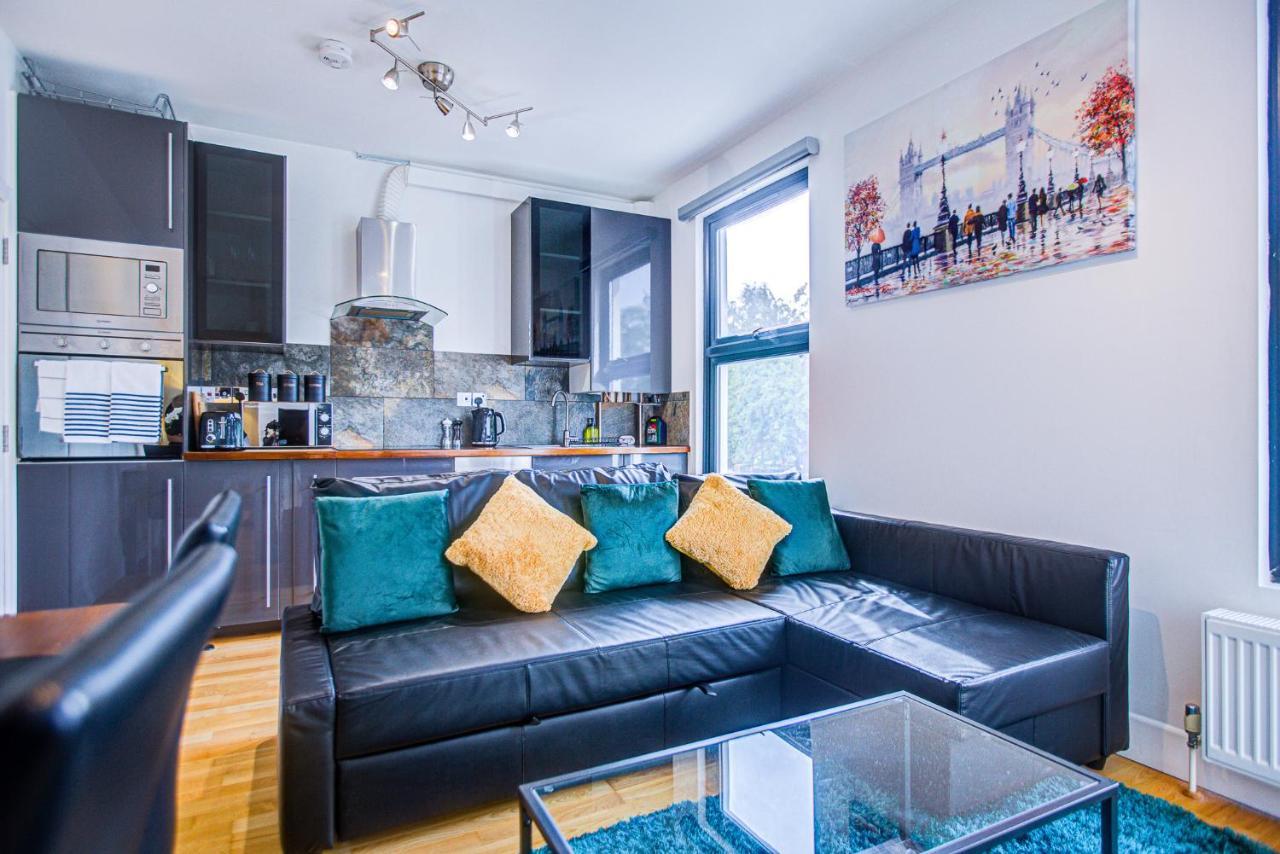 Peckham Plaza Apartment Лондон Екстериор снимка